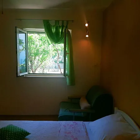 Green Garden شقة سبليت